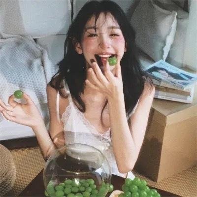 当她恋爱时 海报