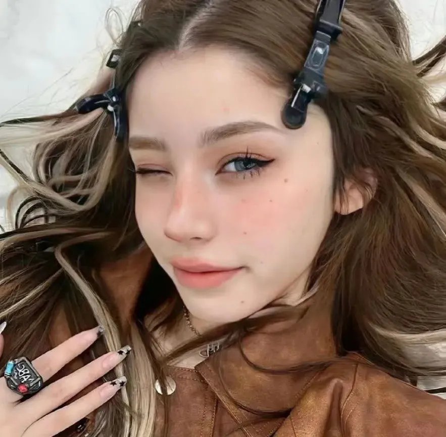 八卦神探粤语